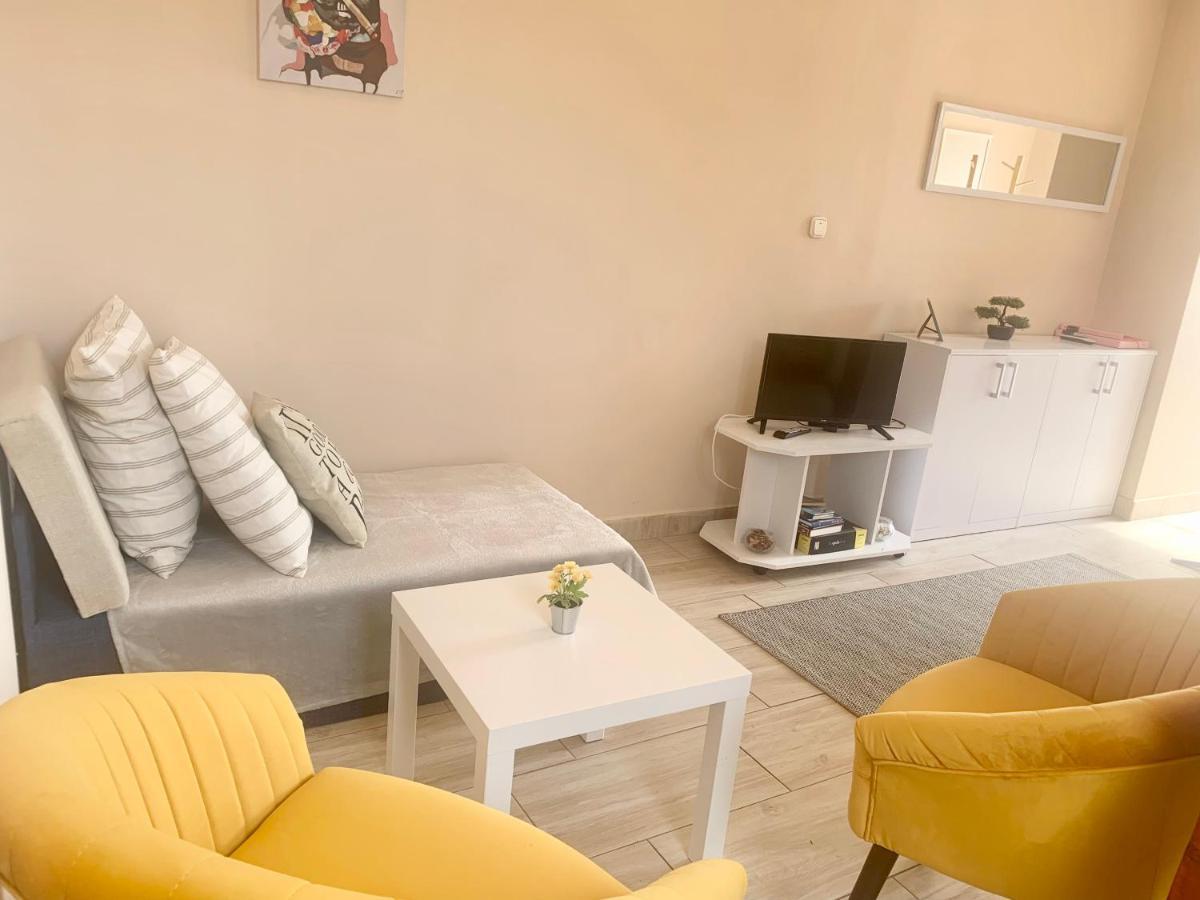 Lelle -Kert Apartman 03 Balatonlelle Exteriér fotografie