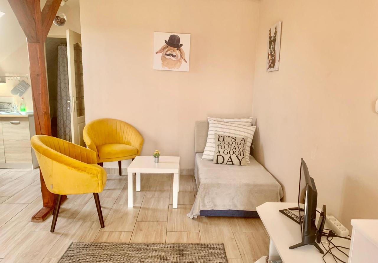 Lelle -Kert Apartman 03 Balatonlelle Exteriér fotografie