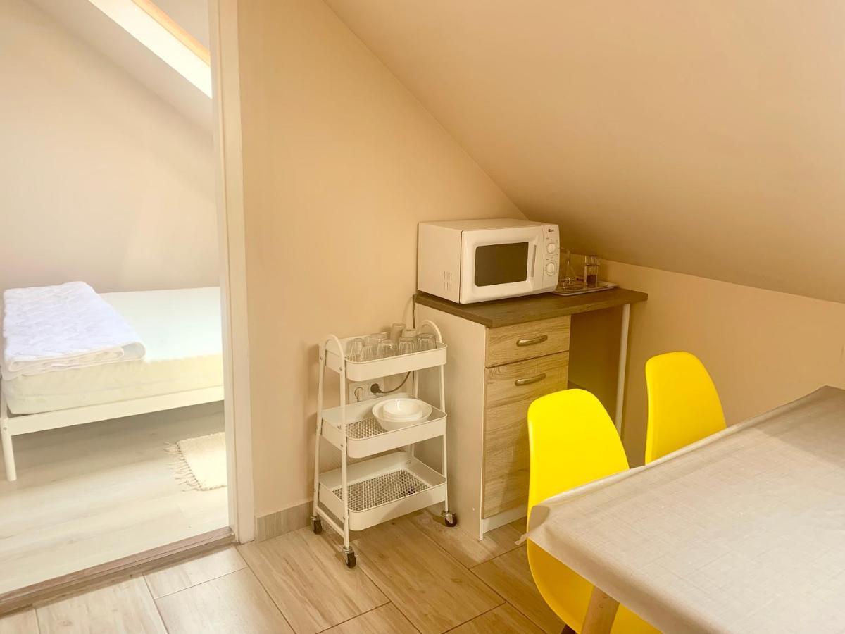 Lelle -Kert Apartman 03 Balatonlelle Exteriér fotografie